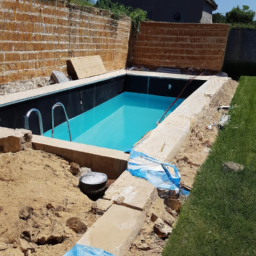 Ajoutez une touche de luxe à votre maison avec une piscine intérieure Martigues